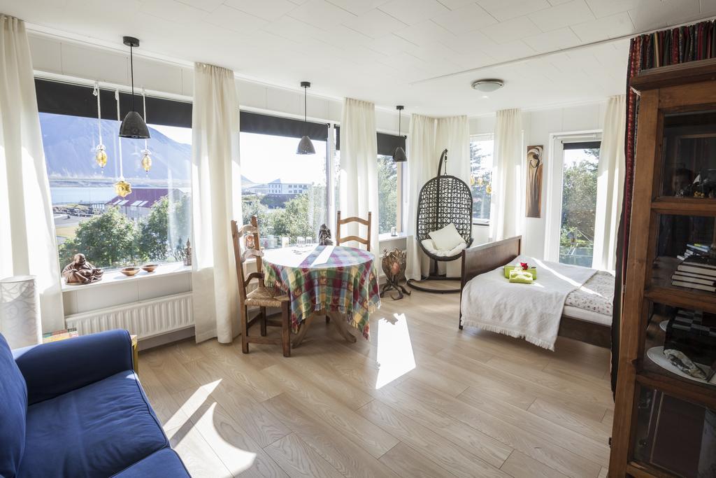 Blómasetrið Homestay Borgarnes Rom bilde