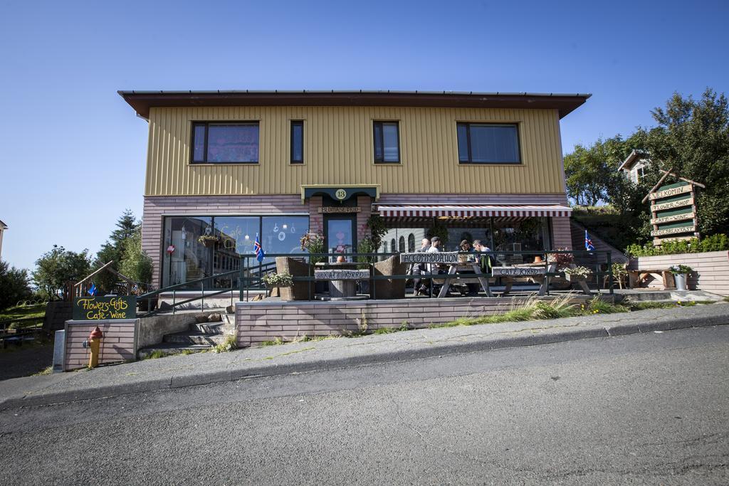Blómasetrið Homestay Borgarnes Eksteriør bilde